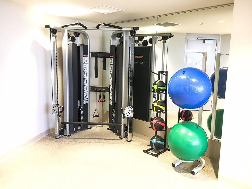 Waikiki Hotel 4*