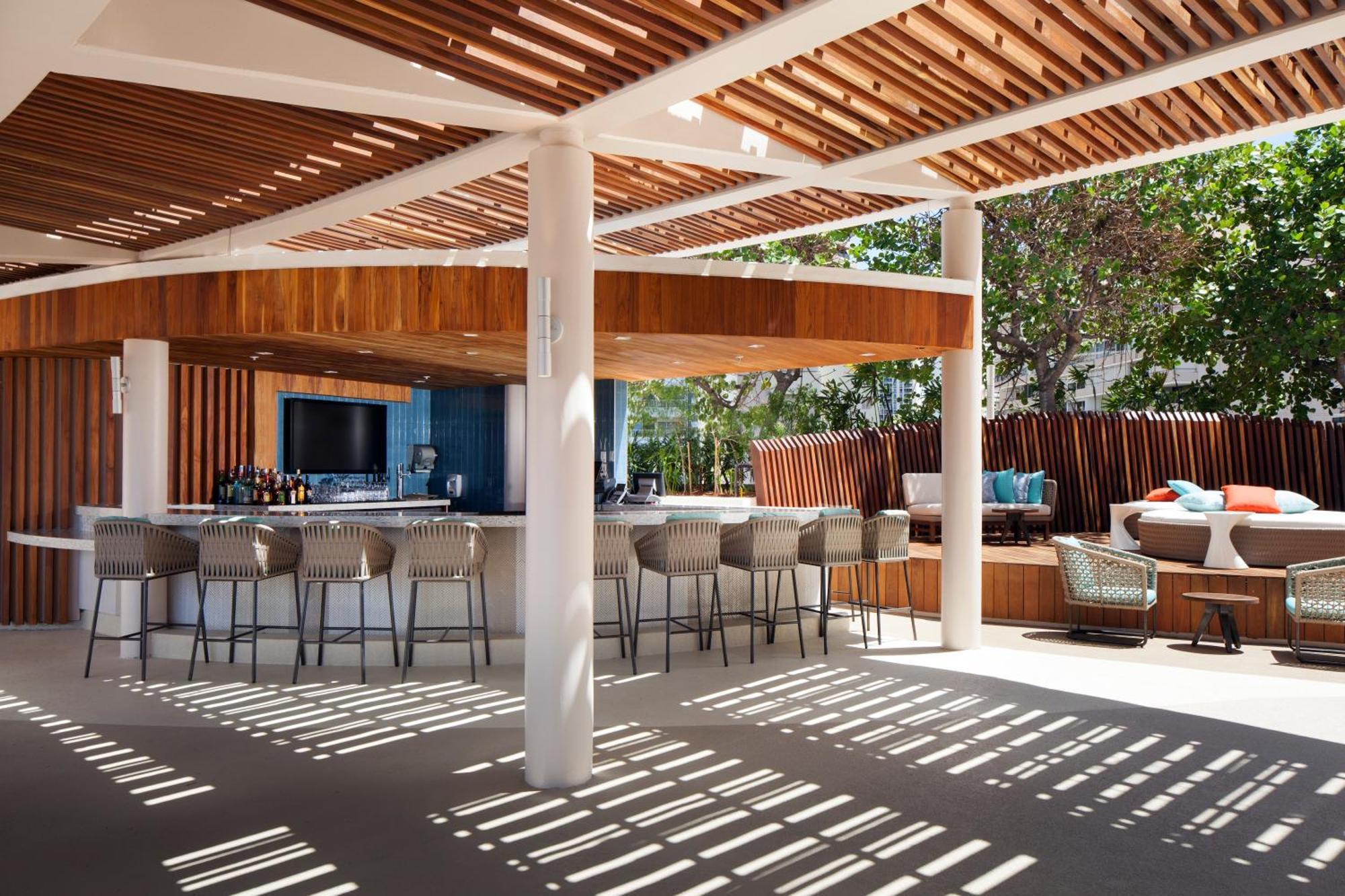 Hotel Waikiki 4*